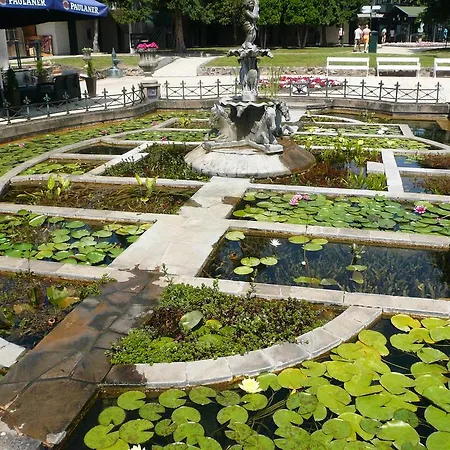 Relax Апартаменти Еґер